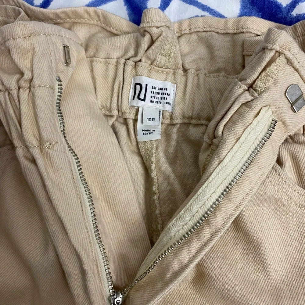 100%Cotton Paperbag Waist Pants, Highrise, Size 36 - Picture 6 of 13